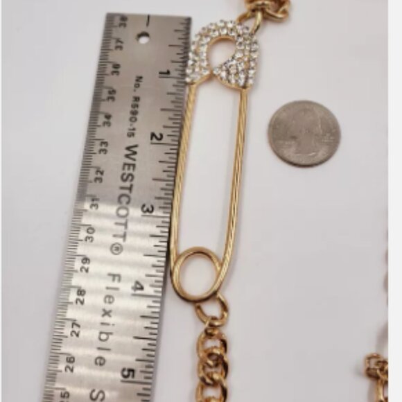 Oversize Safety Pin Pendant Chain Necklace Gold Tone With Rhinestones - Picture 6 of 6